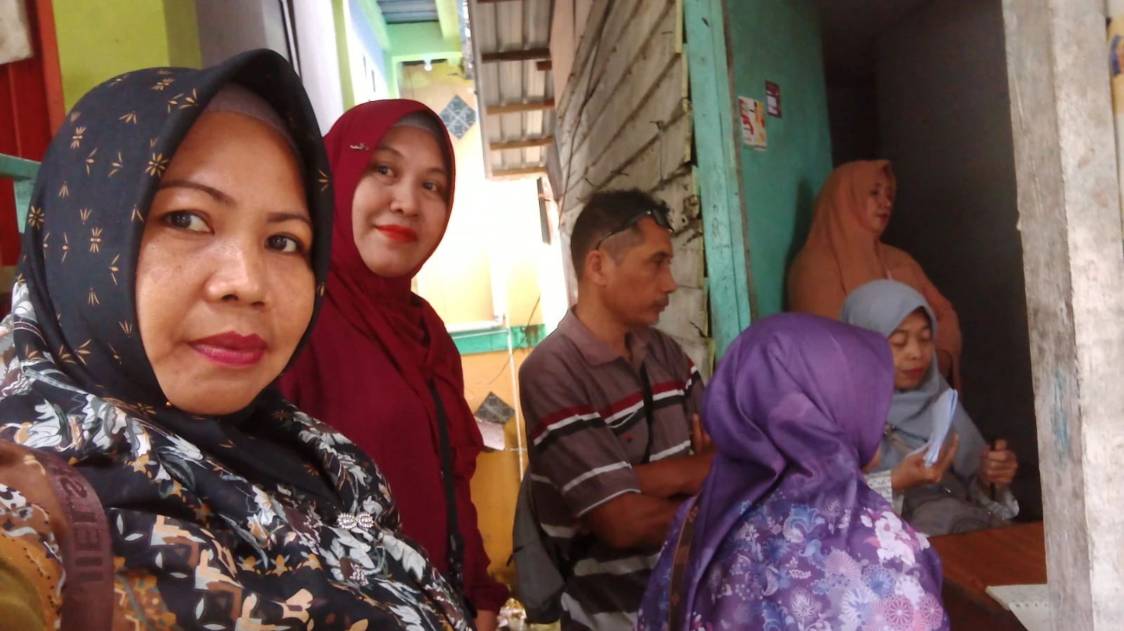 Monitoring Bantuan WRSE (Wanita Rentan Sosial Ekonomi) Kelurahan Prapatan