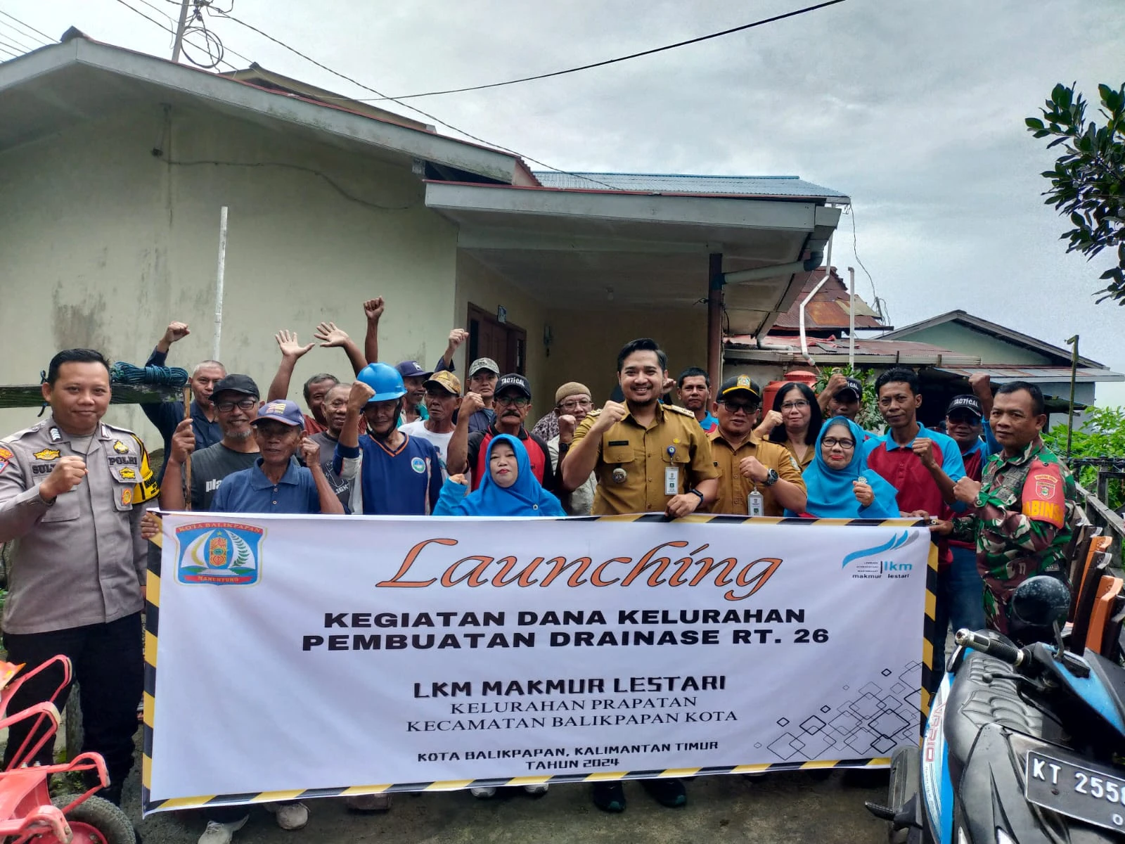 Launching Kegiatan Dana Kelurahan Pembuatan Drainase RT 26 Kelurahan Prapatan