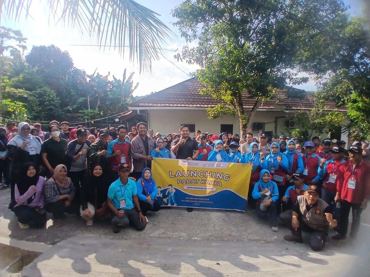 Program Padat Karya Berdayakan Warga Kelurahan Prapatan Program Padat Karya Berdayakan Warga Kelurahan Prapatan