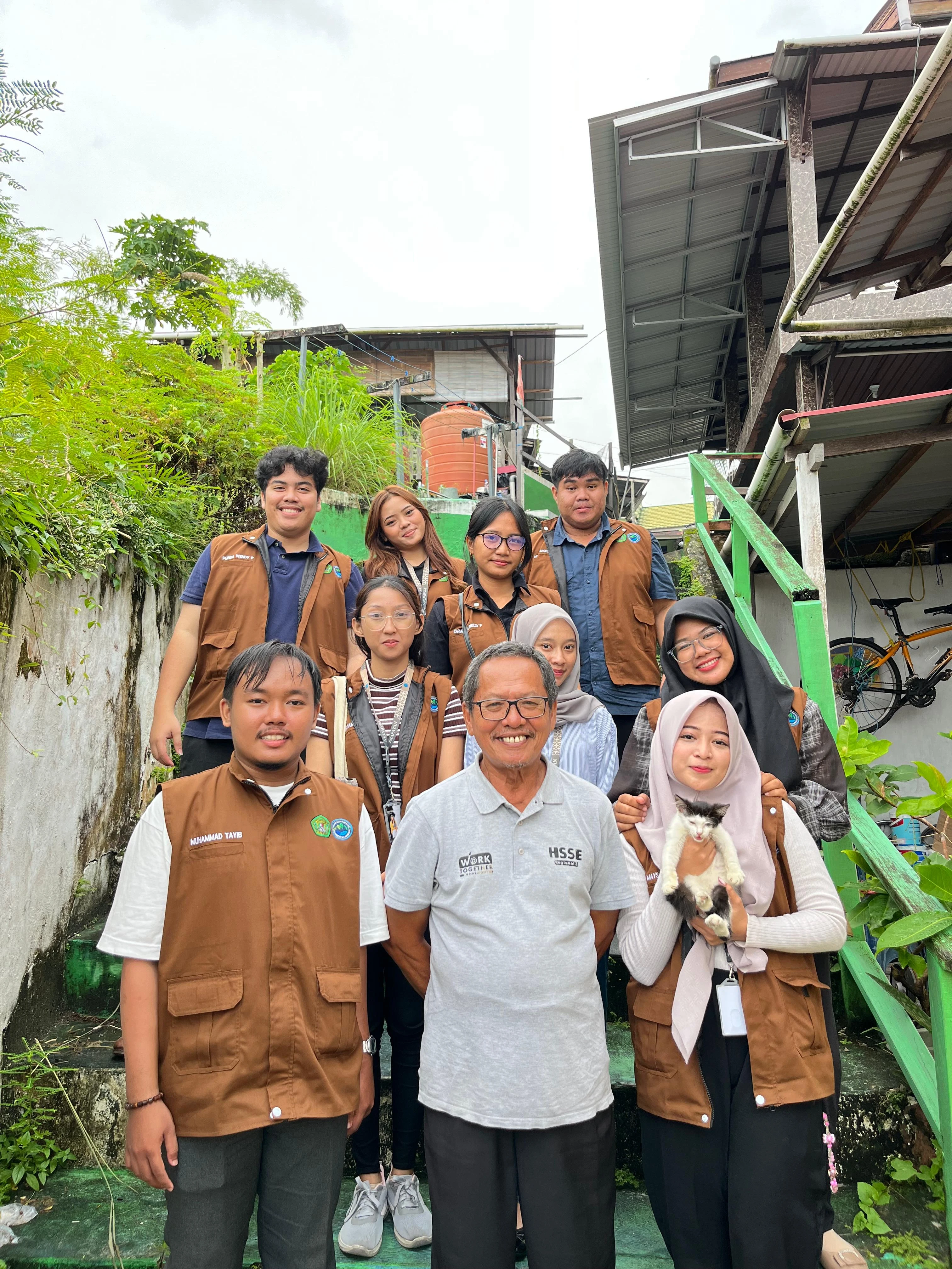 Kunjungan Awal KKN Universitas Mulawarman ke RT 10 dan RT 11 Kelurahan Prapatan Kunjungan Awal KKN Universitas Mulawarman ke RT 10 dan RT 11 Kelurahan Prapatan